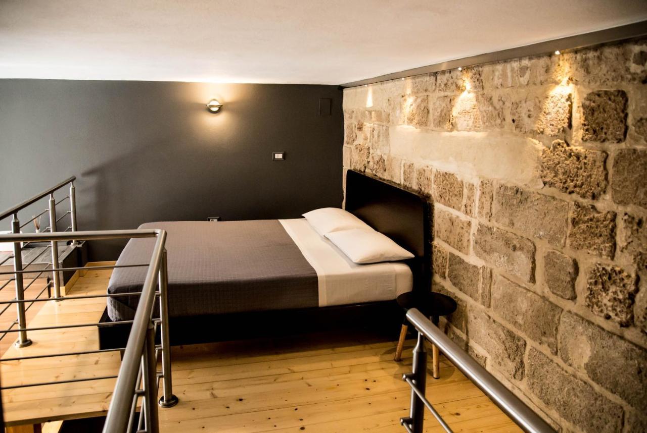 "Here" Mini Loft Alghero Exterior foto